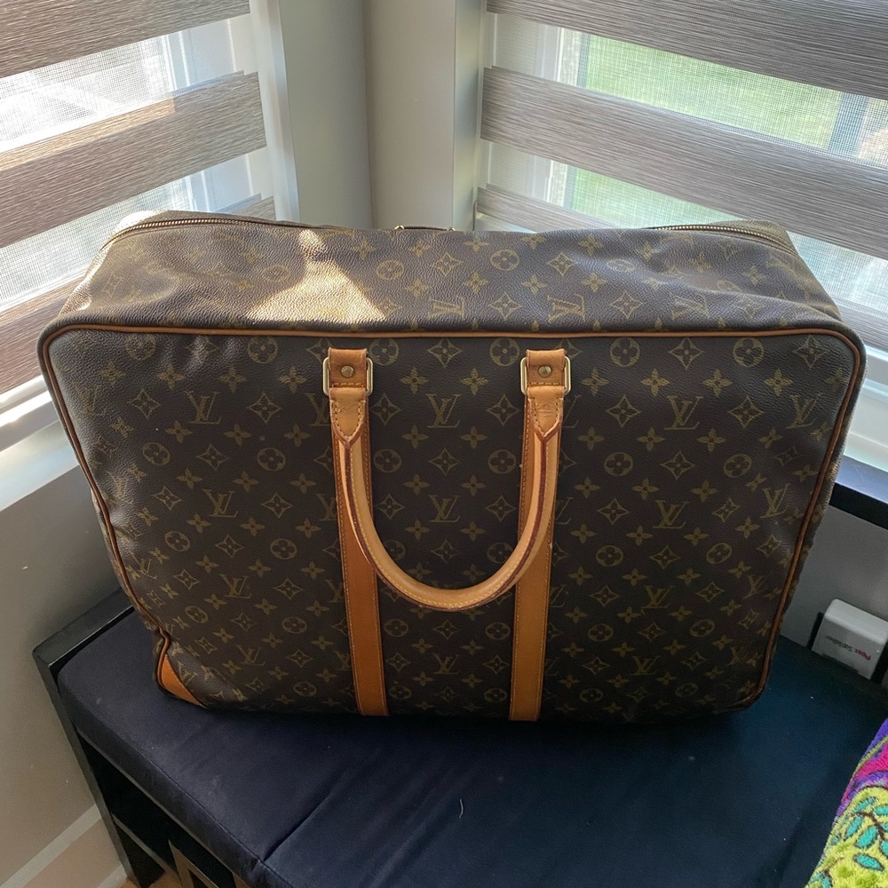 Louis Vuitton Sirius 55 Luggage